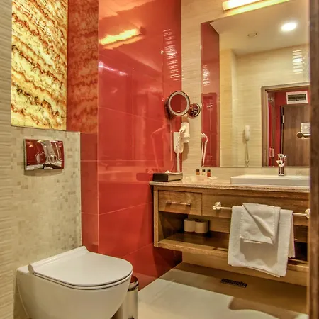 Otel By Ihg 4*