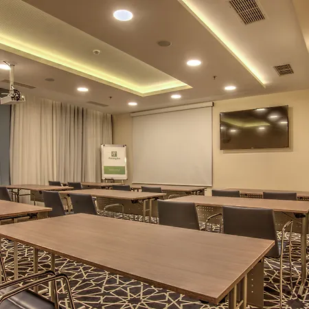 By Ihg Хотел 4*