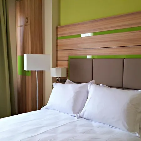 By Ihg Szálloda