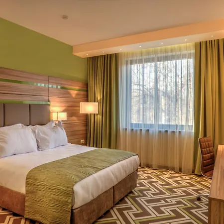 فندق By Ihg