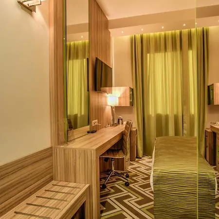 By Ihg بلوفديف