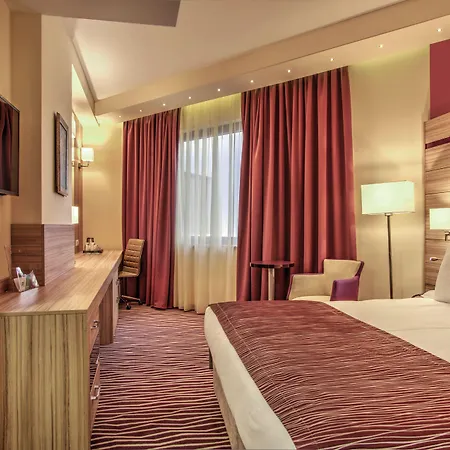 By Ihg فندق 4*