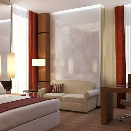 Hotel By Ihg 4*